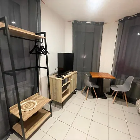 Studio Au Coin D'La Rue Calais Exterior photo